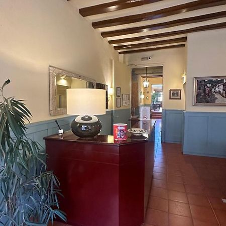 Hotel Torino Masnou Bagian luar foto