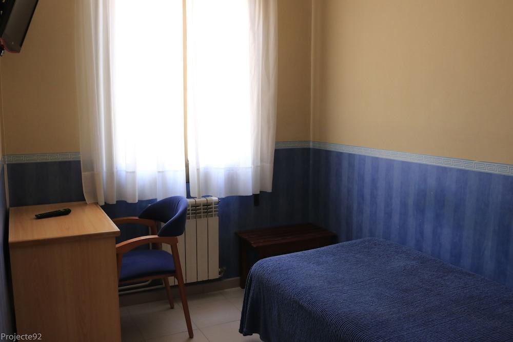 Hotel Torino Masnou Bagian luar foto